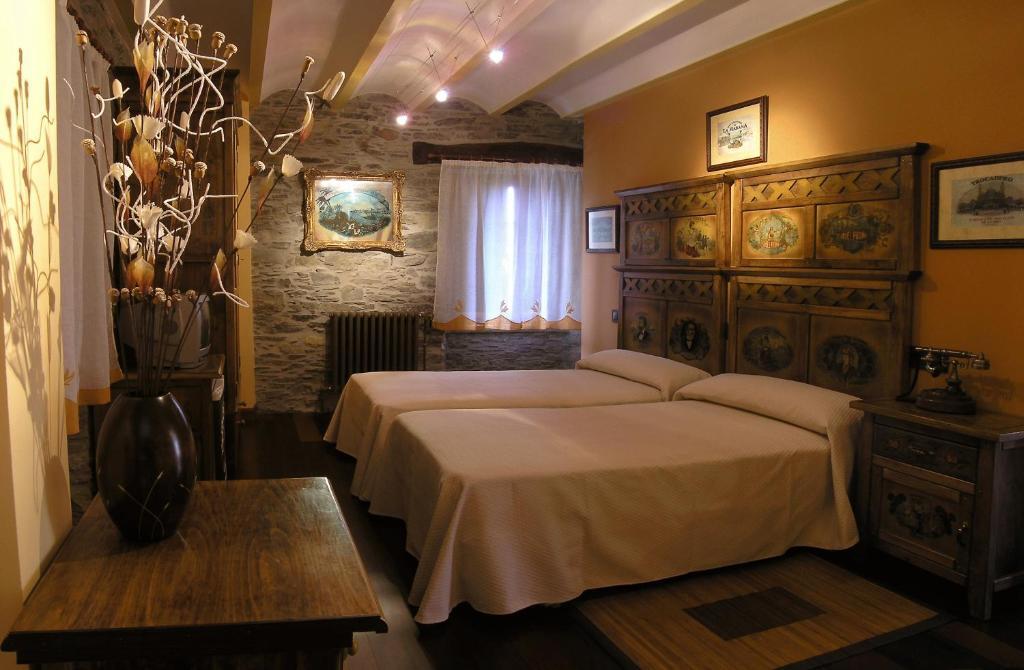 Hotel Casona El Gurugu Luarca Pokoj fotografie